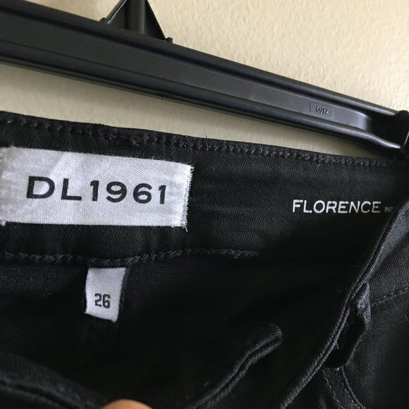 DL1961 Florence Instasculpt Crop Skinny Jeans‎ HAIL - Picture 4 of 9